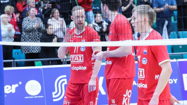 Legendan loistava paluu voitto TUTO Volleyn paidassa
