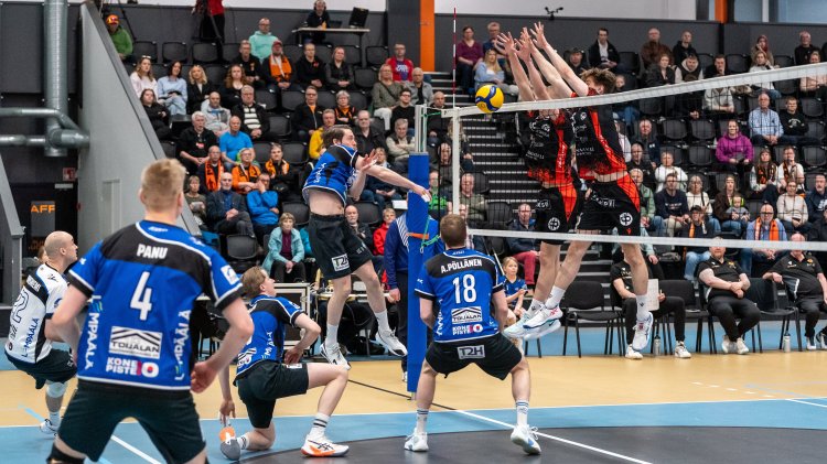 Miesten liigakarsinta viidenteen ja ratkaisevaan otteluun tiistaiksi