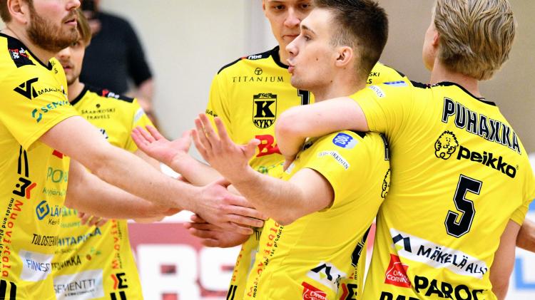 KyKy-Betset kesti hermopelin – AC Oulu Volley kaatui viidessä erässä