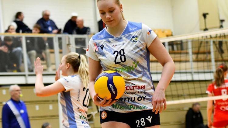 NCAA:n mestarijoukkueen pelaaja Taylor Humphrey Huittisiin