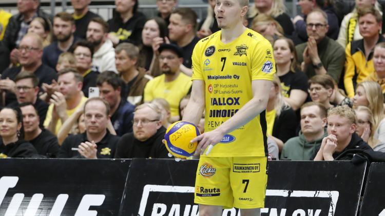 Eetu Häyrinen - pian 500 liigapelin ja 5000 liigapisteen mies