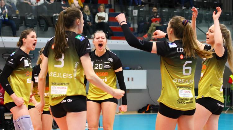Lentopallon Teknikum Suomen Cup uudistuu - Superviikonloppu Tampereella tammikuussa
