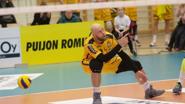 Kotijoukkueet voitokkaita miesten liigalauantaina